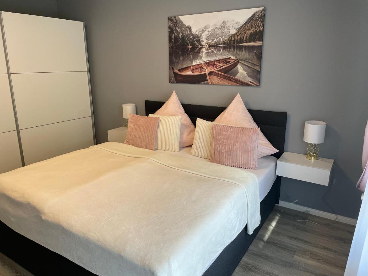 Family Apartment 卡尔斯鲁厄 外观 照片
